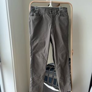 Lululemon- Utilitech ABC